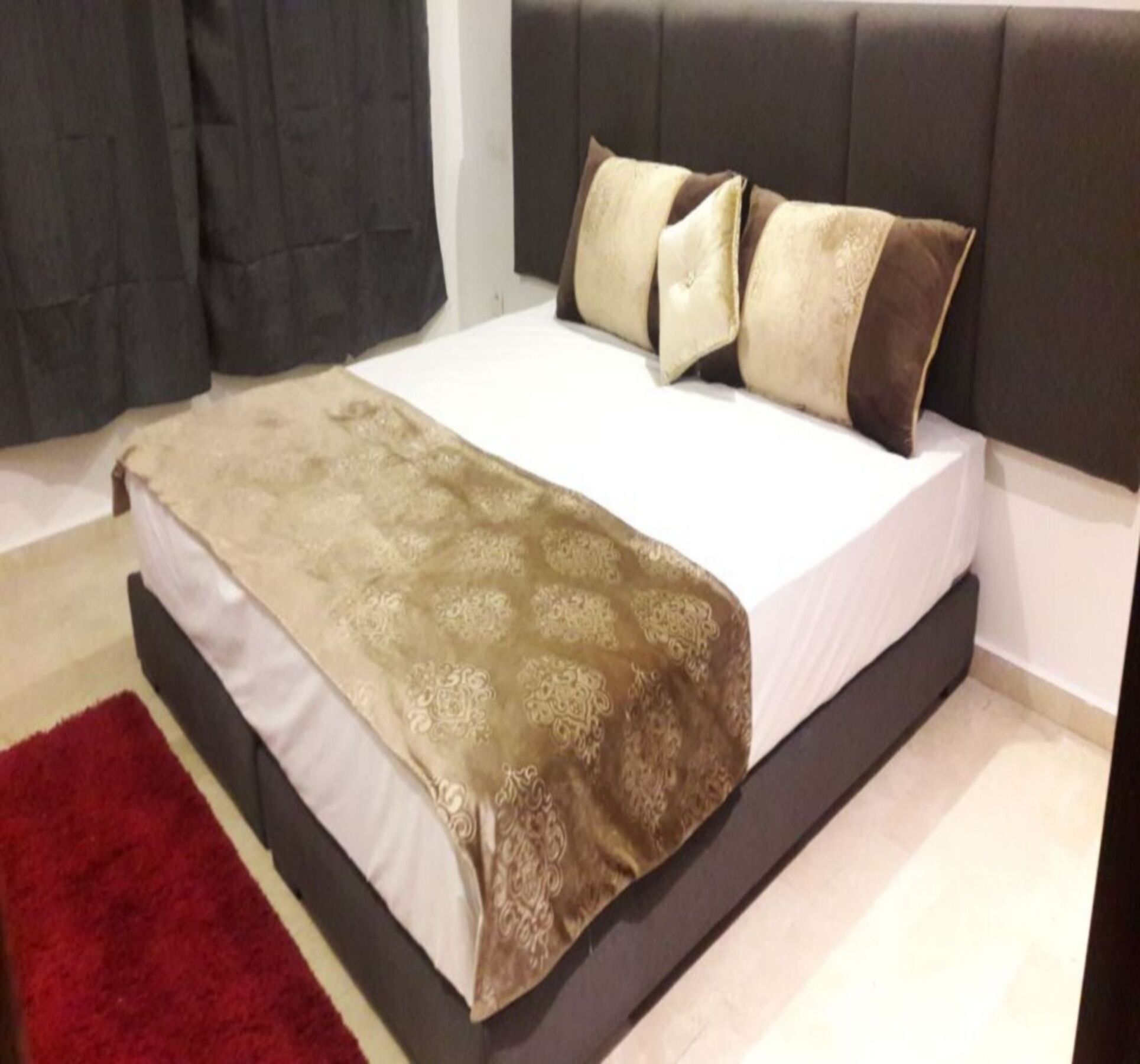 Holiday Suites Apartamento *